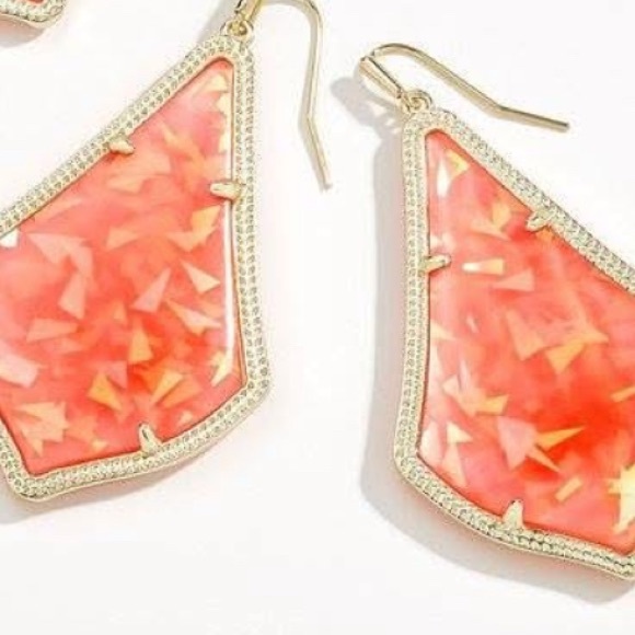 Kendra Scott Jewelry - NWT Kendra Scott Limited Edition Alexandra Earrings Coral Illusion Yellow Gold!